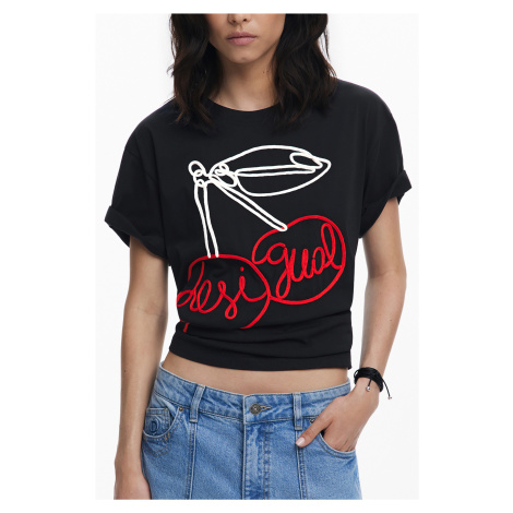 Dámské tričko s potiskem a boyfriend džíny Desigual