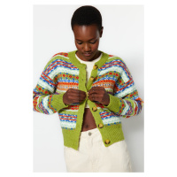 Trendyol zelený měkký texturovaný vzorovaný pletený svetr