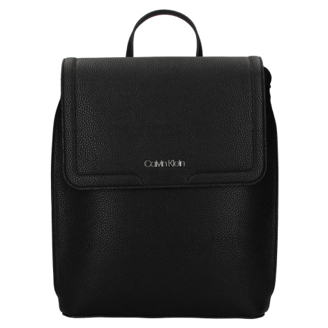 Dámské batohy Calvin Klein >>> vybírejte z 104 batohů Calvin Klein ZDE |  Modio.cz