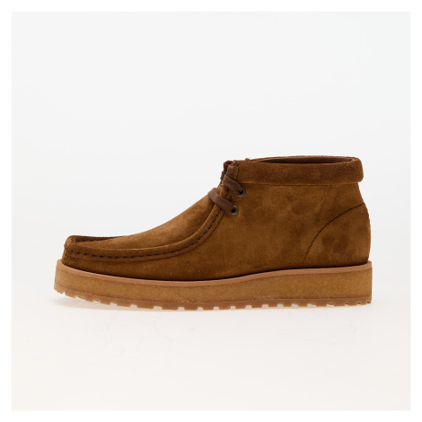 Tenisky Clarks Originals Wallabee Scout Cola Suede