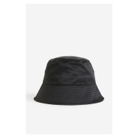 H & M - Saténový klobouk bucket - černá