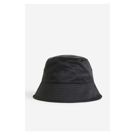 H & M - Saténový klobouk bucket - černá H&M