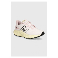 Běžecké boty New Balance Fresh Foam Evoz v3 růžová barva, WEVOZCP3