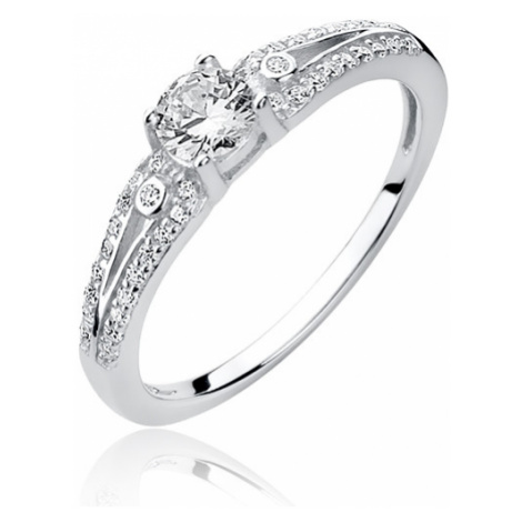 OLIVIE Stříbrný zásnubní prsten 4211