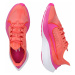 NIKE Běžecká obuv 'Zoom Gravity' lososová / pink / červená