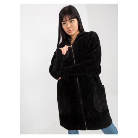 Černý kabát z alpaky na zip Fashionhunters