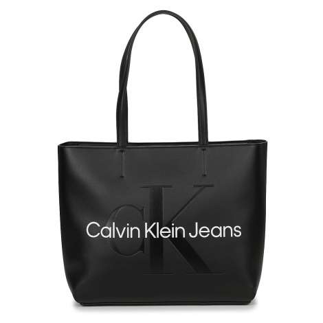 Calvin Klein Jeans CKJ SCULPTED NEW SHOPPER 29 Černá