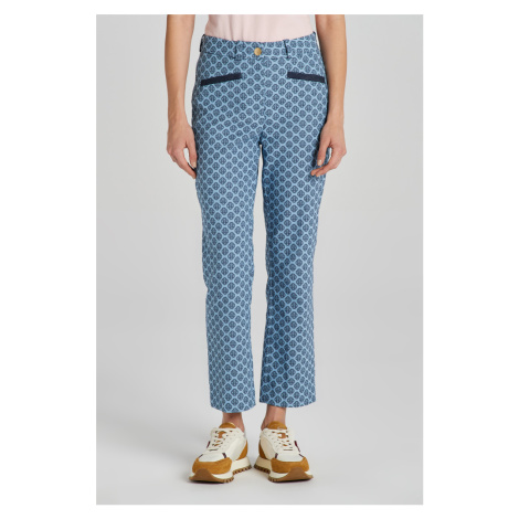 KALHOTY GANT SLIM MONOGRAM JACQUARD PANTS modrá