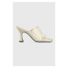 Kožené pantofle Patrizia Pepe bílá barva, 8X0039 L048 W338