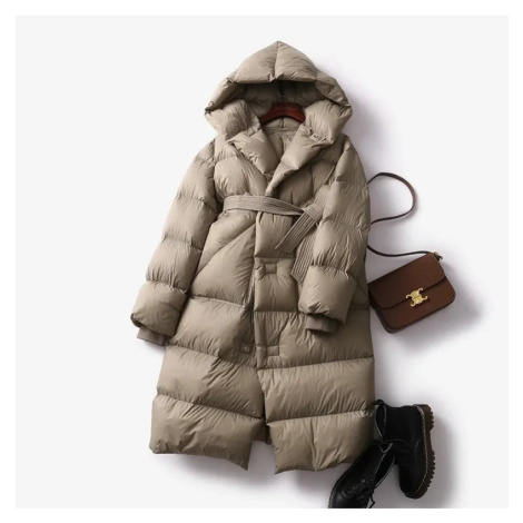 Dámská dlouhá zimní péřová bunda s kapucí