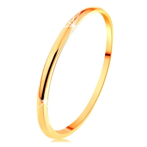 Tenký prsten ve žlutém 14K zlatě, hladký a mírně vypouklý povrch Šperky eshop