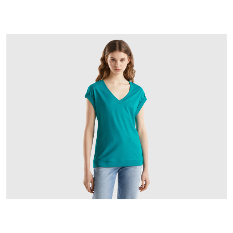 Benetton, T-shirt With V-neck United Colors of Benetton