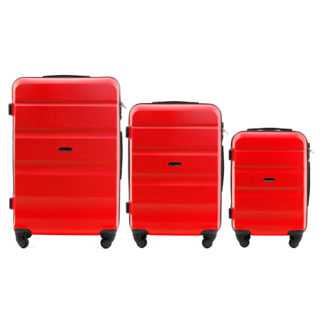 Červená sada kufrů tří velikostí LOVEBIRD