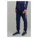 TEPLÁKY GANT D1. GANT RETRO SHIELD SWEAT PANTS modrá