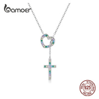 Stříbrný náhrdelník s přívěsky srdce a kříž LOAMOER