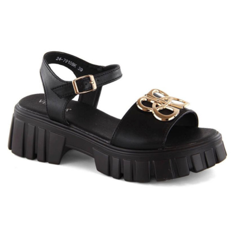 Kožené sandály na podpatku a platformě Vinceza W JAN301A černé
