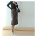 Kožená tužková sukně midi s vysokým pasem - HNĚDÁ