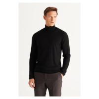 ALTINYILDIZ CLASSICS Men's Black Standard Fit Regular Fit Full Turtleneck Knitwear Sweater