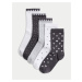 Sada pěti párů holčičích vzorovaných ponožek v šedé a bílé barvě Marks & Spencer
