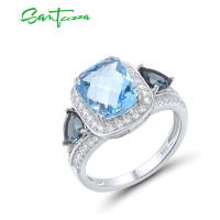 Stříbrný prsten s masivním modrým kamenem