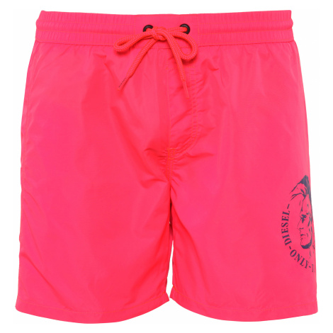 Růžové pánské koupací šortky >>> vybírejte z 149 plavek ZDE | Modio.cz