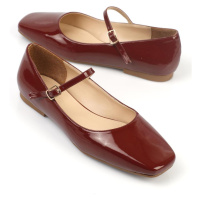 Capone Outfitters Blunt Toe Banded Marj Jane Patent Leather Burgundy Women's Flats