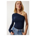 Happiness İstanbul Women's Navy Blue One-Shoulder Gathered Detailed Knitted Blouse