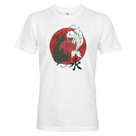 Pánské tričko s potiskem Kapra japonského a symbolem Jing Jang BezvaTriko