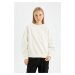 DEFACTO Women's White Cool Oversize Fit Wide Pattern Crew Neck Thick Basic Plain Sweatshirt