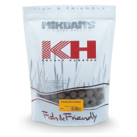 Mikbaits boilie krvavý huňáček jahoda exclusive - 2,5 kg 20 mm