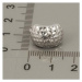 Stříbrné náušnice půlkroužky s jemnou rytinou VKP0293