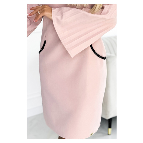 Dámské šaty v pudrově růžové barvě s plisovanými rukávy a kapsičkami 438-2 Bergamo