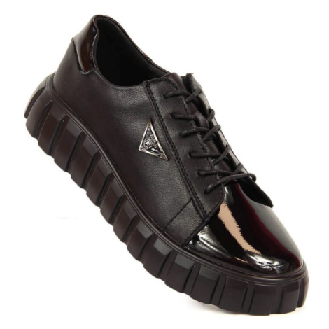 Černé kožené boty Filippo W PAW365 HELIOS