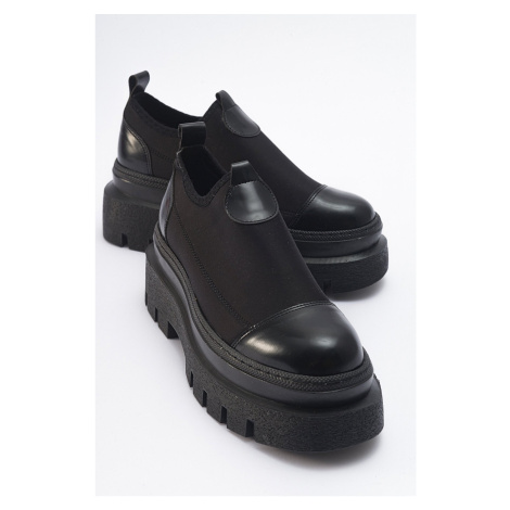 LuviShoes FLOS černé lakované kožené dámské boty s tlustou podrážkou