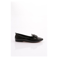 DGN K061 Women's Pointed Toe Buckled Flats