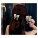 Camerazar Zlatá Spona do Vlasů s Perleťovým Motýlkem, Bílé Perly a Zirkony, Kov, 6 cm x 5 cm