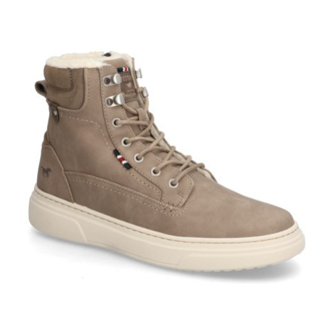 Mustang Sneaker Mid Cut