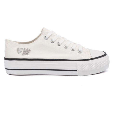 Praktické bílé dámské tenisky na platformě