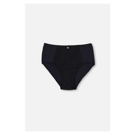 Dagi Black Lace Detailed Shape Panties