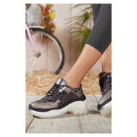 DARK SEER Gray Women's Sneakers