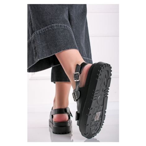 Černé nízké sandály Delila CM PARIS