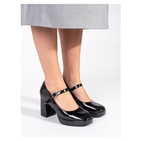 Krásné polobotky dámské černé na širokém podpatku Seastar