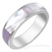 Prsten z lesklé oceli s růžovou perletí