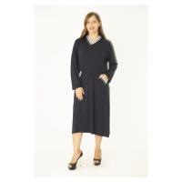 Şans Women's Plus Size Navy Blue Ribbed Detailed V-neck Dress with Adjustable Sleeve Length and 