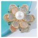 Éternelle Exkluzivní brož s perlou a zirkony Georgina - květina B7040 Zlatá