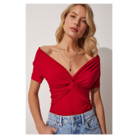 Happiness İstanbul Women's Red Deep V-Neck Sandy Knitted Blouse
