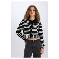 DEFACTO Coool Regular Fit Striped Crew Neck Buttoned Knitwear Cardigan