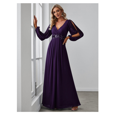 Fialové šaty s dlouhým rukávem