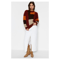 Trendyol dlaždicově měkký texturovaný svetr s barevným blokem a kulatým výstřihem
