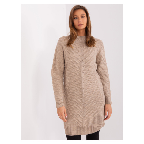 TMAVĚ BÉŽOVÝ DLOUHÝ OVERSIZE SVETR S ROLÁKEM --DARK BEIGE Béžová BASIC